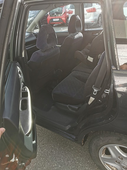Honda Stream 24 of 29