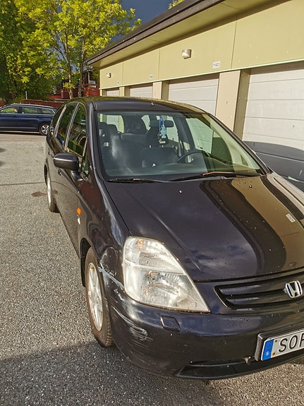 Honda Stream 15 of 29