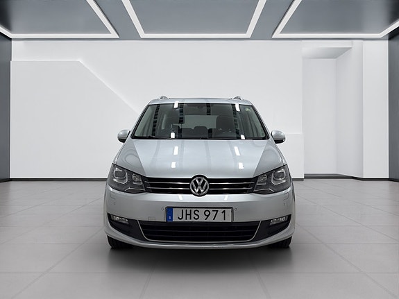 Volkswagen Sharan 2 of 17