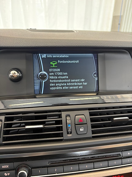 BMW 520d 14 of 21