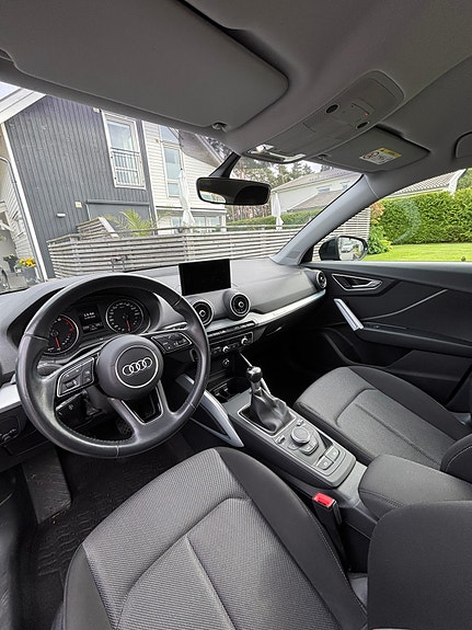 Audi Q2 7 of 12
