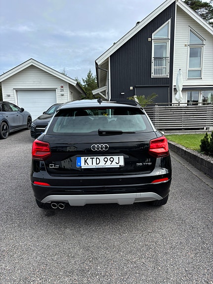 Audi Q2 4 of 12