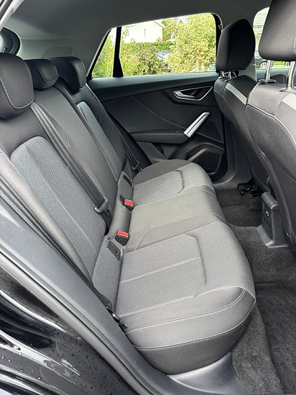 Audi Q2 5 of 12