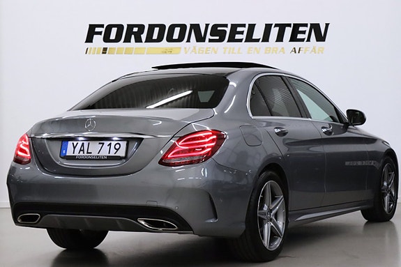 Mercedes-Benz C200 7 of 28