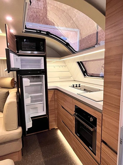 ADRIA ALPINA 663 HT. Ac/Mover/Frontkök/Queenbed/Förtält.2018 4 of 12