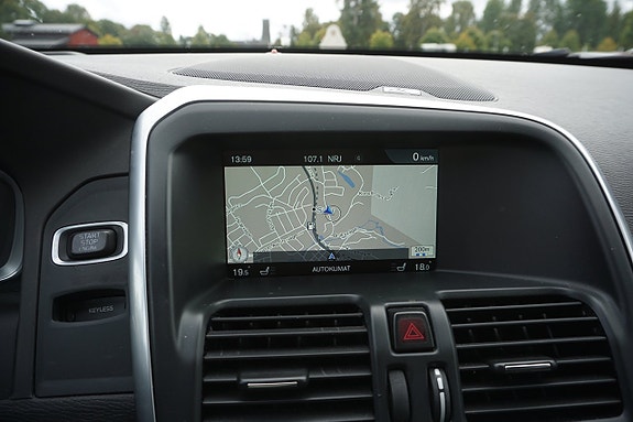 Volvo XC60 11 of 12