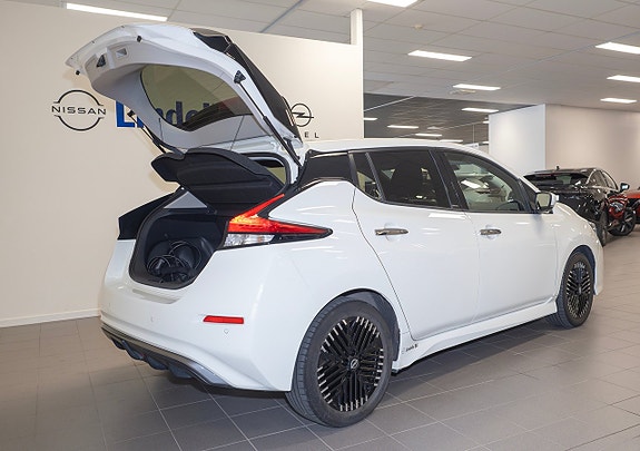 Nissan Leaf 6 of 8