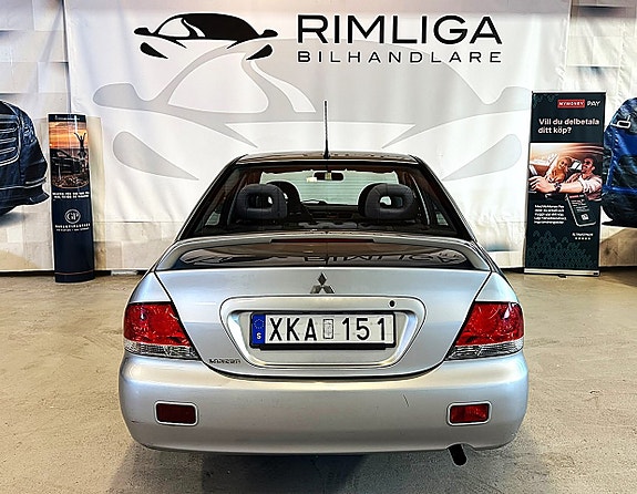 Mitsubishi Lancer 4 of 7
