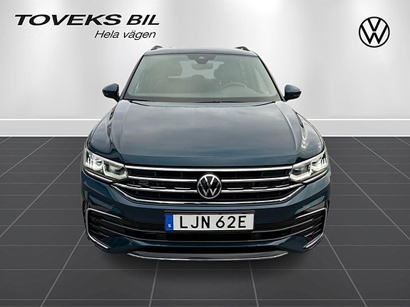 Volkswagen Tiguan 8 of 23