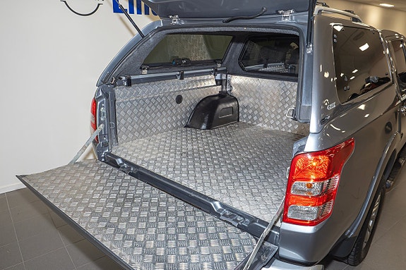 Mitsubishi L200 7 of 8