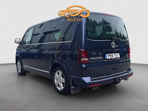 Volkswagen Multivan 6 of 23
