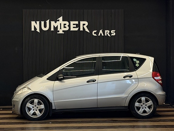 Mercedes-Benz A180 5 of 21