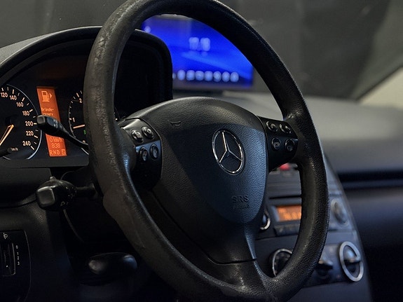 Mercedes-Benz A180 15 of 21