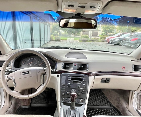 Volvo S80 7 of 10