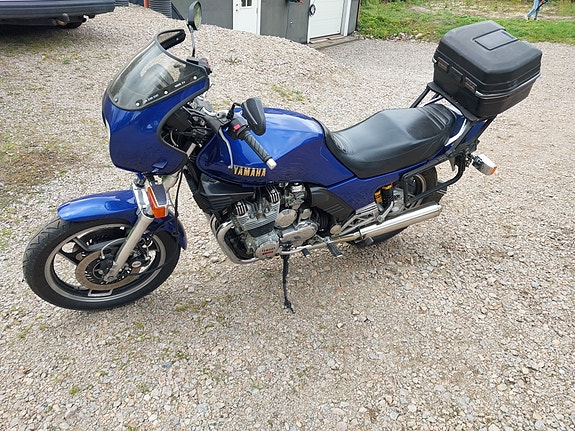 Yamaha XJ900 2 of 6