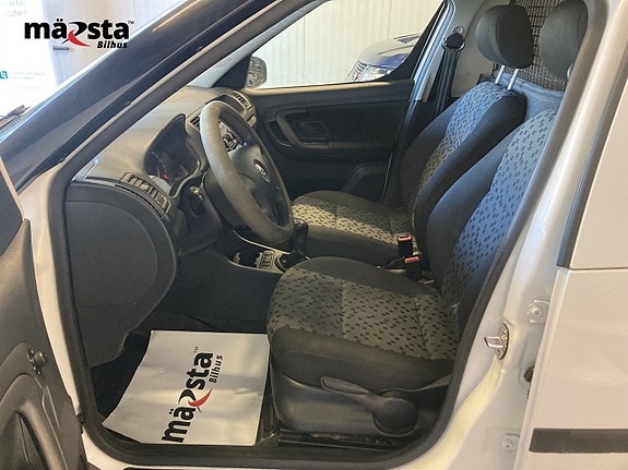 Skoda Roomster 9 of 15