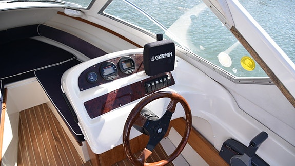 Flipper 630 HT -2004. Yamaha F150 HK -2006. 395 timmar. HÖST 8 of 12
