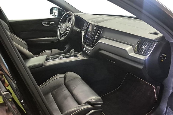 Volvo XC60 7 of 23