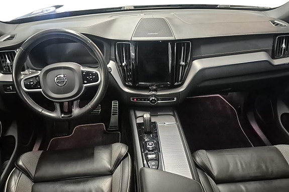 Volvo XC60 10 of 23