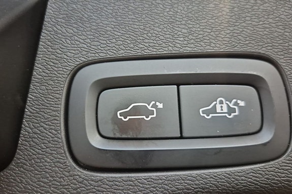 Volvo XC60 22 of 23