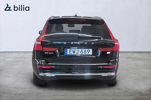 Volvo XC60 5 of 23