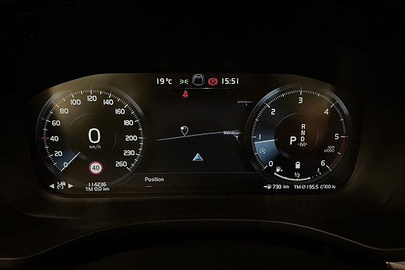 Volvo XC60 16 of 30