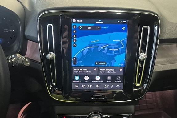 Volvo XC40 15 of 23