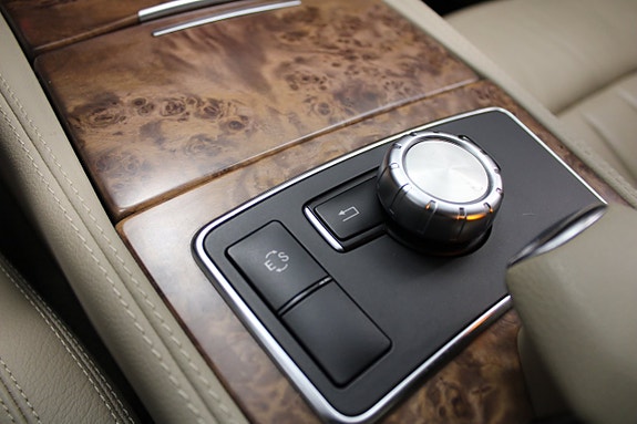 Mercedes-Benz CLS350 24 of 27