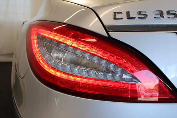 Mercedes-Benz CLS350 9 of 27
