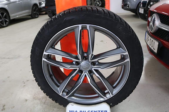 Audi Q7 27 of 30