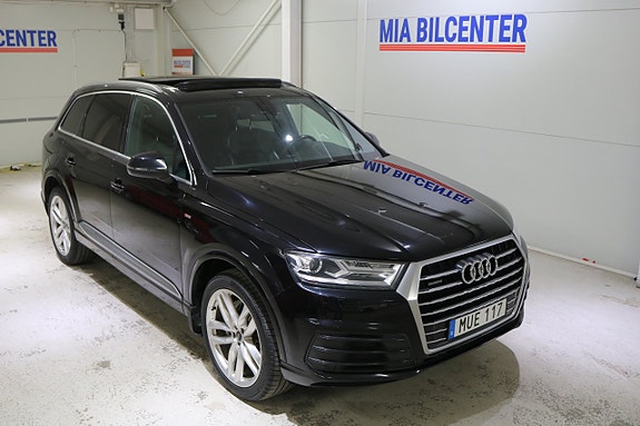 Audi Q7 3 of 30