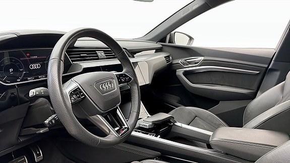 Audi Q8 e-tron 7 of 13