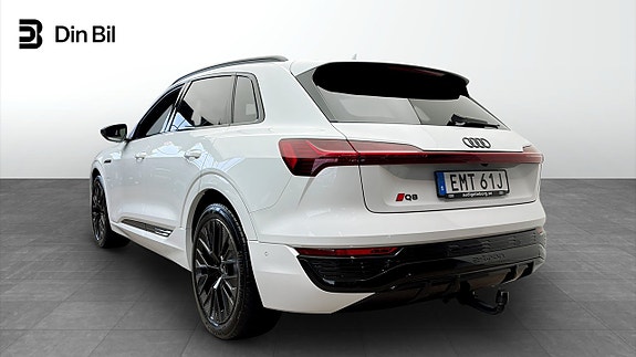 Audi Q8 e-tron 3 of 13