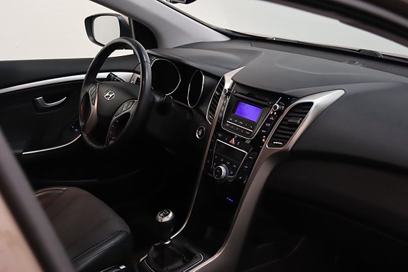 Hyundai i30 13 of 14