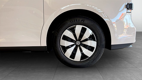 Volkswagen ID. Buzz 6 of 16
