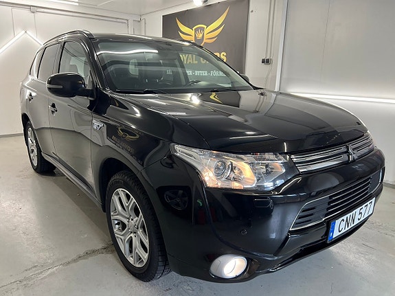 Mitsubishi Outlander 2 of 25
