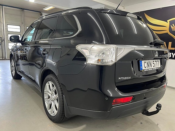 Mitsubishi Outlander 6 of 25