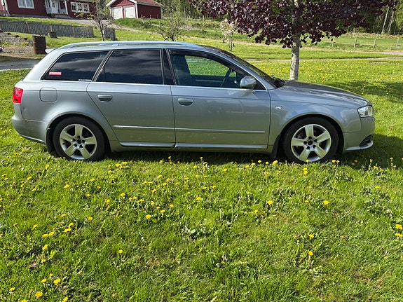 Audi A4 4 of 7