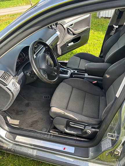 Audi A4 5 of 7