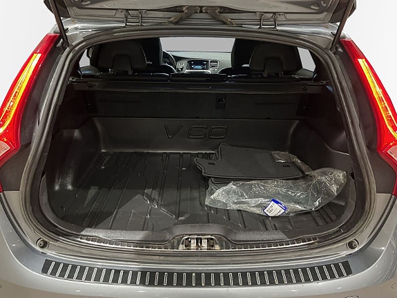 Volvo V60 Cross Country 11 of 11