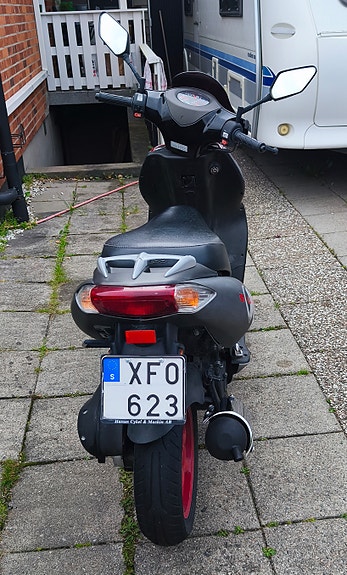 Kymco Super 9 A/C 2 of 4