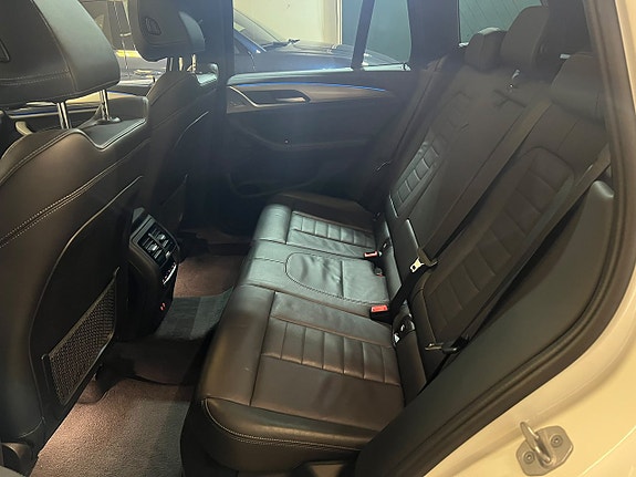 BMW X3 11 of 27
