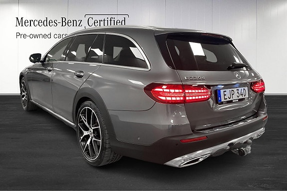 Mercedes-Benz E220 d 4 of 16