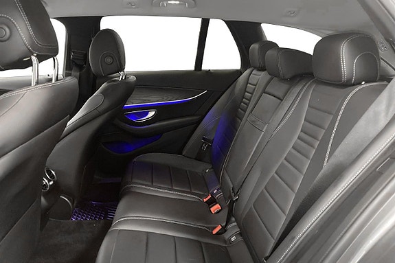 Mercedes-Benz E220 d 10 of 16