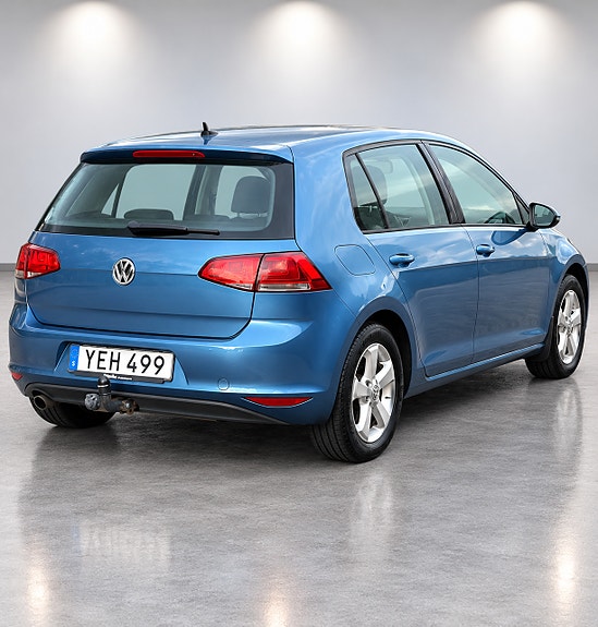 Volkswagen Golf VII 3 of 6