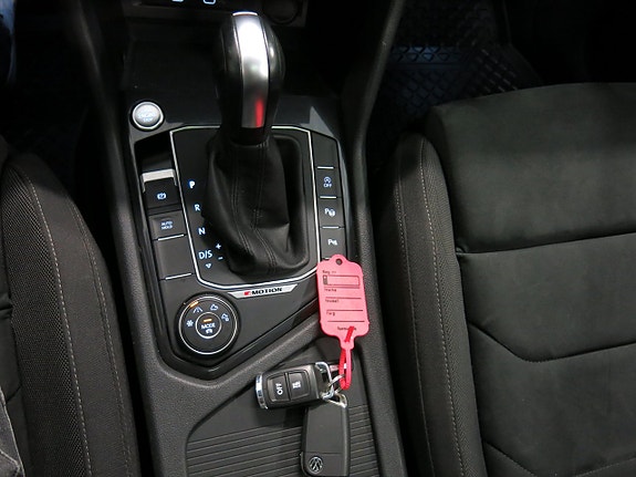 Volkswagen Tiguan Allspace 15 of 30