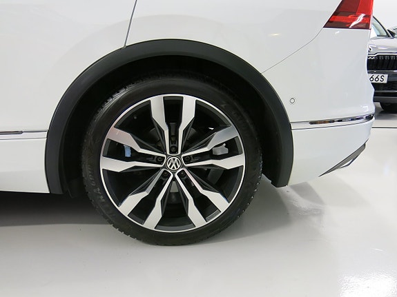 Volkswagen Tiguan Allspace 8 of 30