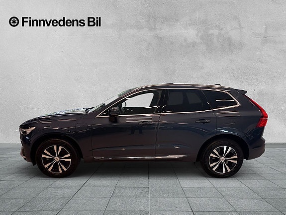 Volvo XC60 2 of 13