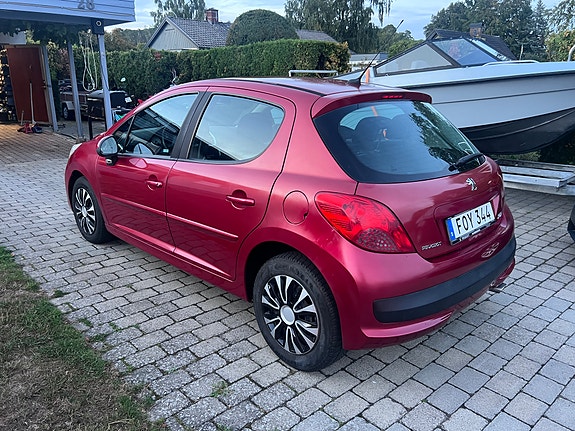 Peugeot 207 4 of 7