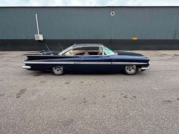 Chevrolet Impala 2 of 28